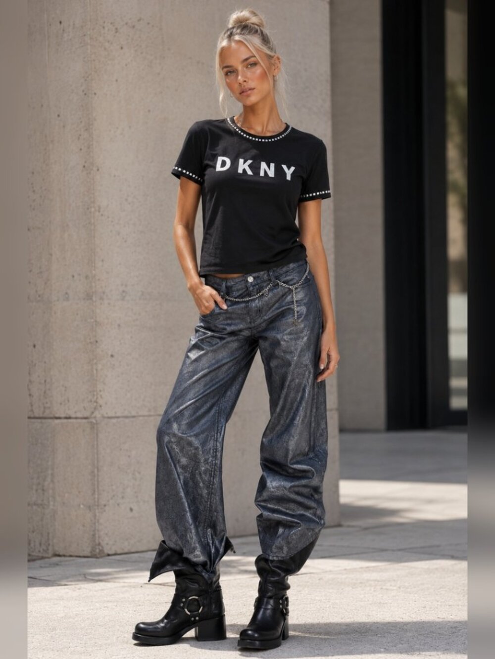 DKNY Silver Logo Graphic T-Shirt | Black Crewneck Tee | New With Tags | Small
